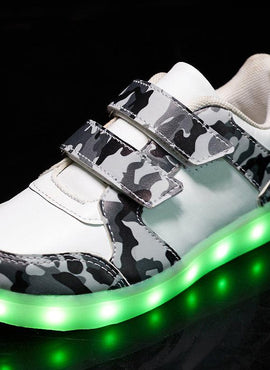 LED light children's camouflage shoes